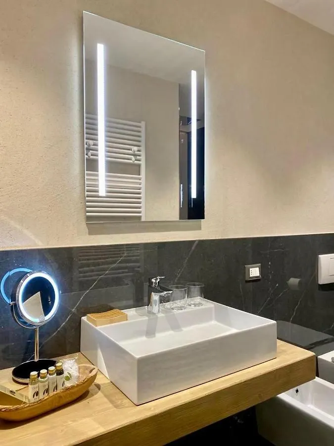 **** Aparthotel Residence Dalco Suites & Apartments Limone sul Garda Italy