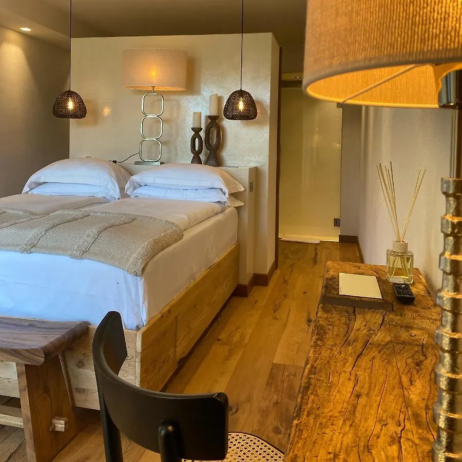 Residence Dalco Suites & Apartments Limone sul Garda 4*,  Italy